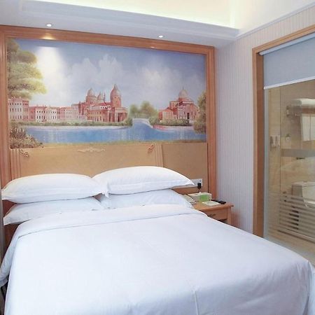 Vienna Hotel Qingyuan Yingde Guangming Road Екстериор снимка