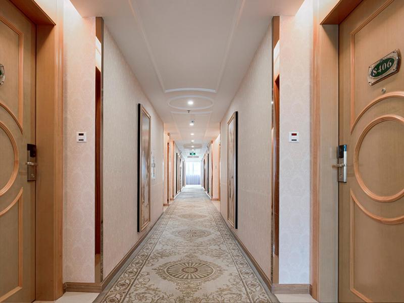 Vienna Hotel Qingyuan Yingde Guangming Road Екстериор снимка
