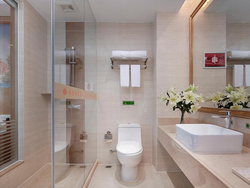 Vienna Hotel Qingyuan Yingde Guangming Road Екстериор снимка